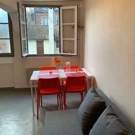 Studio Centre Ville, 5min A Pied Gare Sncf